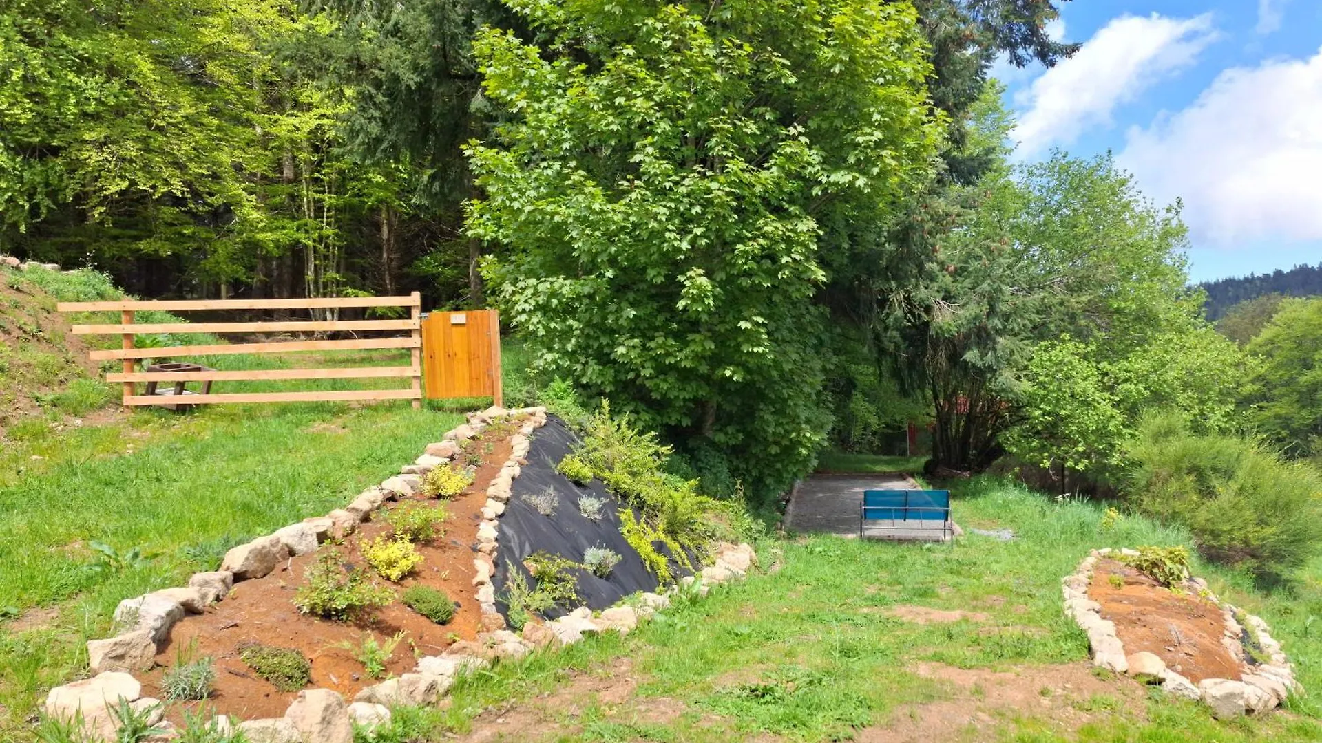 Terre D'Oyali Hotel Saint-Rirand