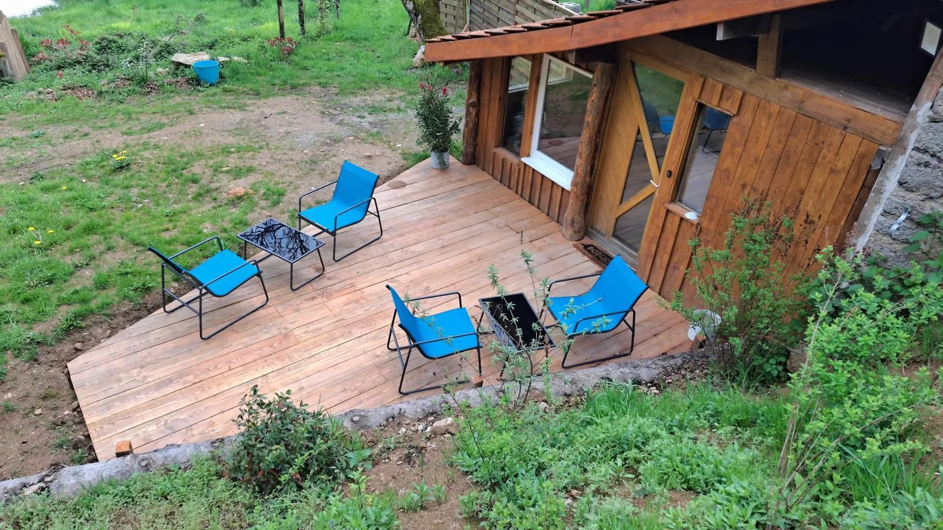 Campsite Terre D'Oyali Hotel Saint-Rirand
